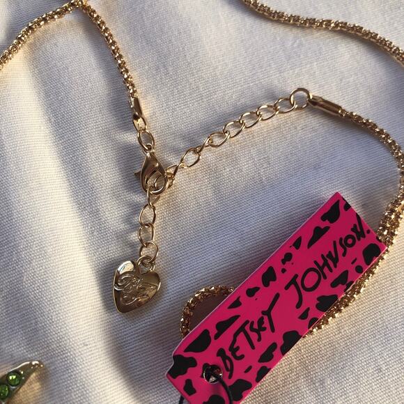 Betsey Johnson Pineapple Pendant Necklace Rhinestone Crusted Fruit Salad NWT - Picture 6 of 8